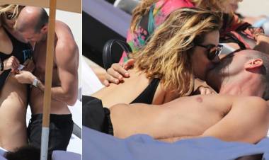 Aida Yespica, baci e carezze hot con il nuovo fidanzato Matteo Cavalli 