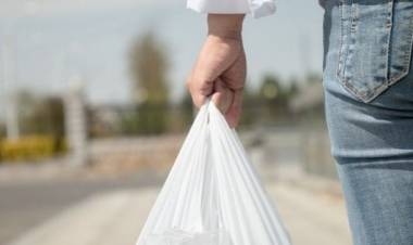 Ortofrutta, "effetto sacchetto”: crolla lo sfuso, boom del confezionato