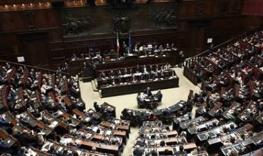 La galassia delle fondazioni legate ai partiti italiani