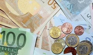 Tariffe, bollette e alimentari, arriva la stangata d'autunno