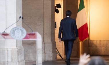 "A luglio puo venire giu tutto" E adesso Conte trema davvero