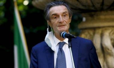 Fontana indagato, il governatore domani in Consiglio regionale. Il suo avvocato chiede di incontrare i magistrati