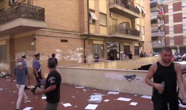 Ostia, barricato in casa minaccia di far esplodere bombola di gas: panico e urla nel condominio