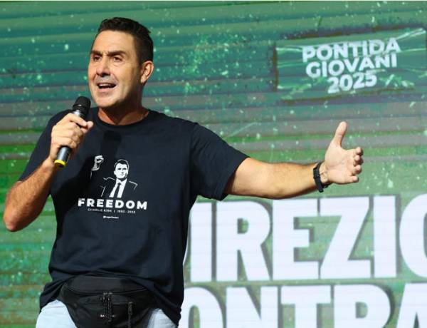 Vannacci, i mandanti morali delle violenze a Torino siedono in Parlamento