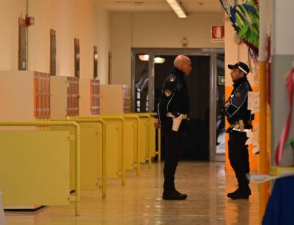 Prof accoltellata dallo studente, parlano gli alunni di Trescore: Se cercassero le armi, le troverebbero