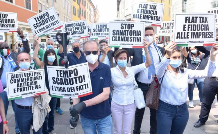 Vogliono mettere la mascherina alla sofferenza degli italiani